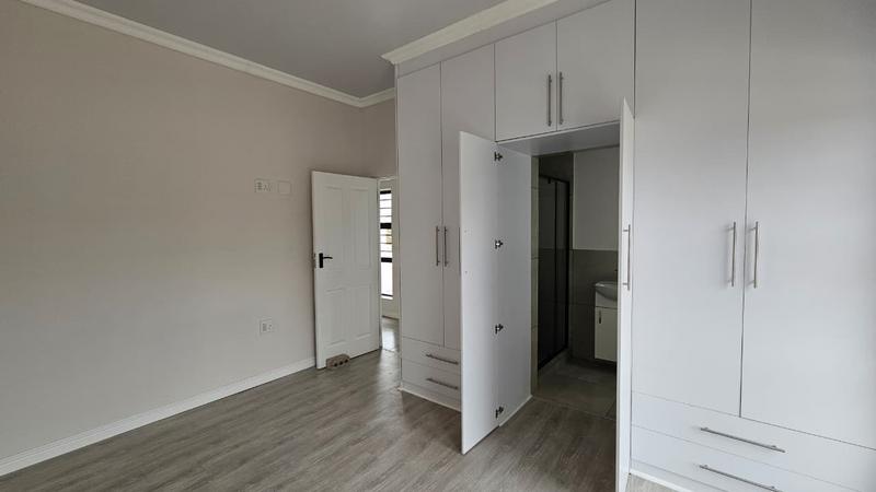 3 Bedroom Property for Sale in Sandy Point Western Cape